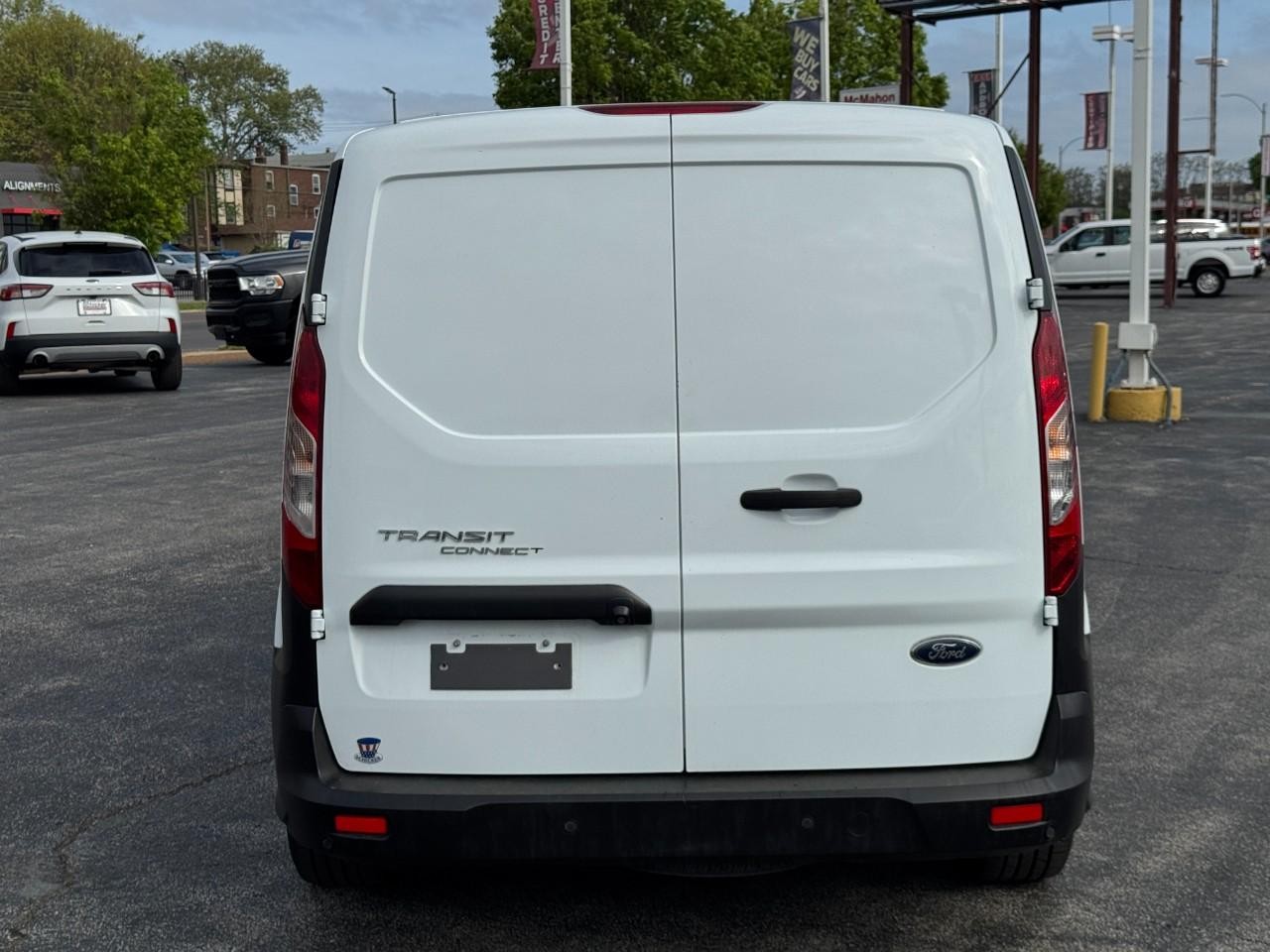 Ford Transit Connect Van Vehicle Full-screen Gallery Image 09
