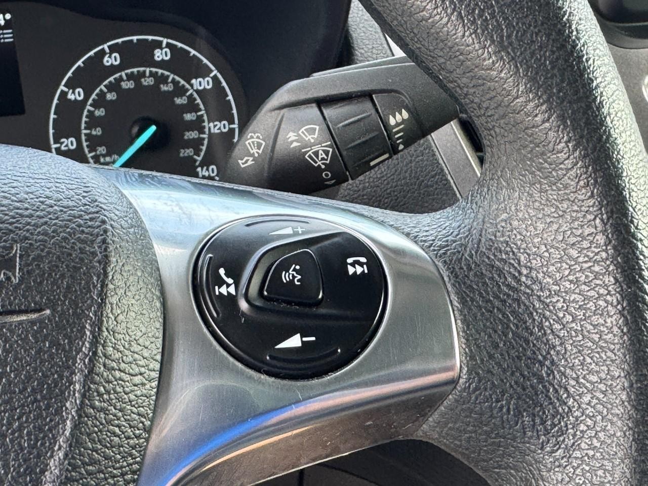 Ford Transit Connect Van Vehicle Full-screen Gallery Image 19