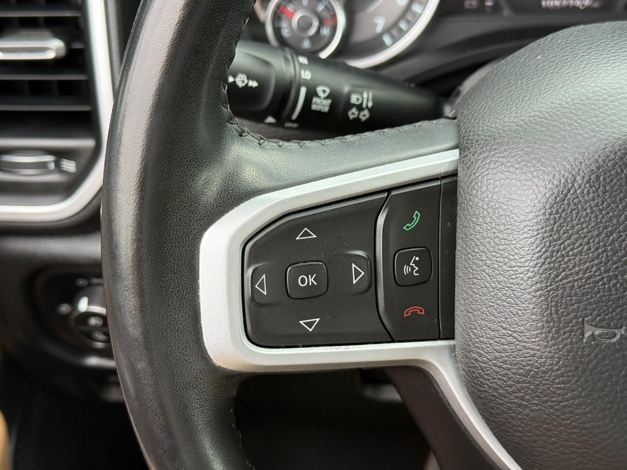 Ram 1500 Vehicle Full-screen Gallery Image 18