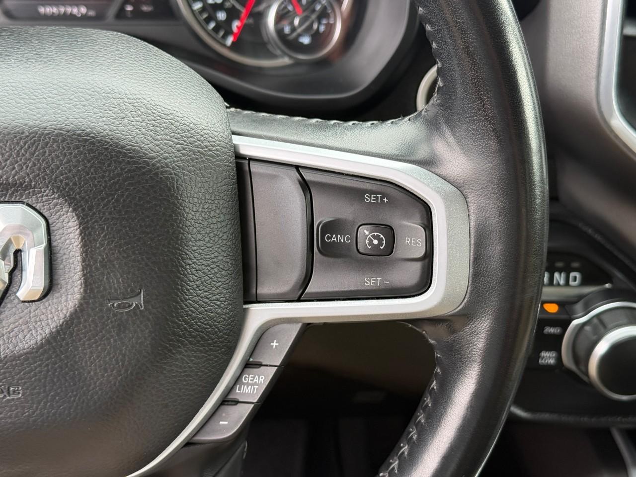 Ram 1500 Vehicle Full-screen Gallery Image 19