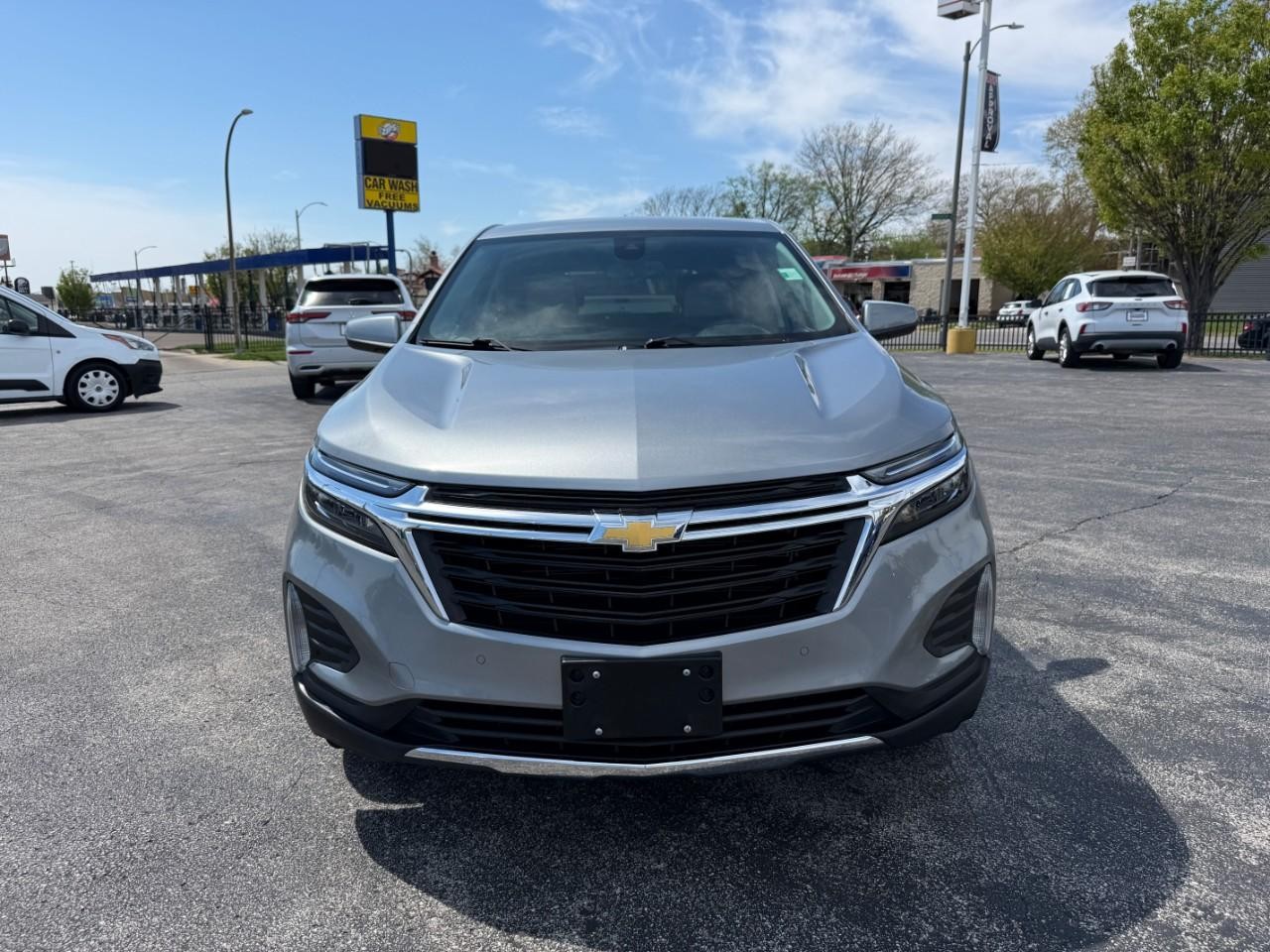 Chevrolet Equinox Vehicle Full-screen Gallery Image 09