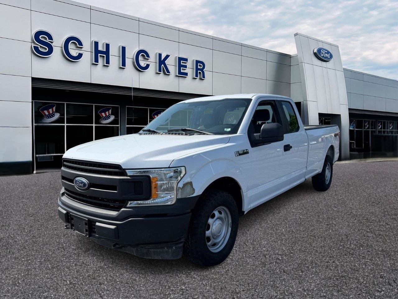 Ford F-150 Vehicle Full-screen Gallery Image 04