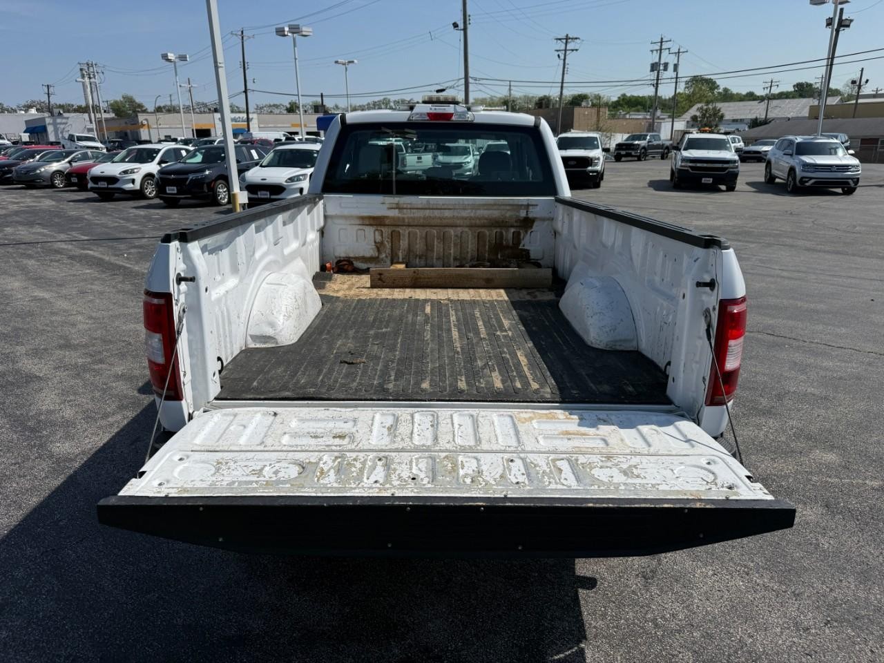 Ford F-150 Vehicle Full-screen Gallery Image 07