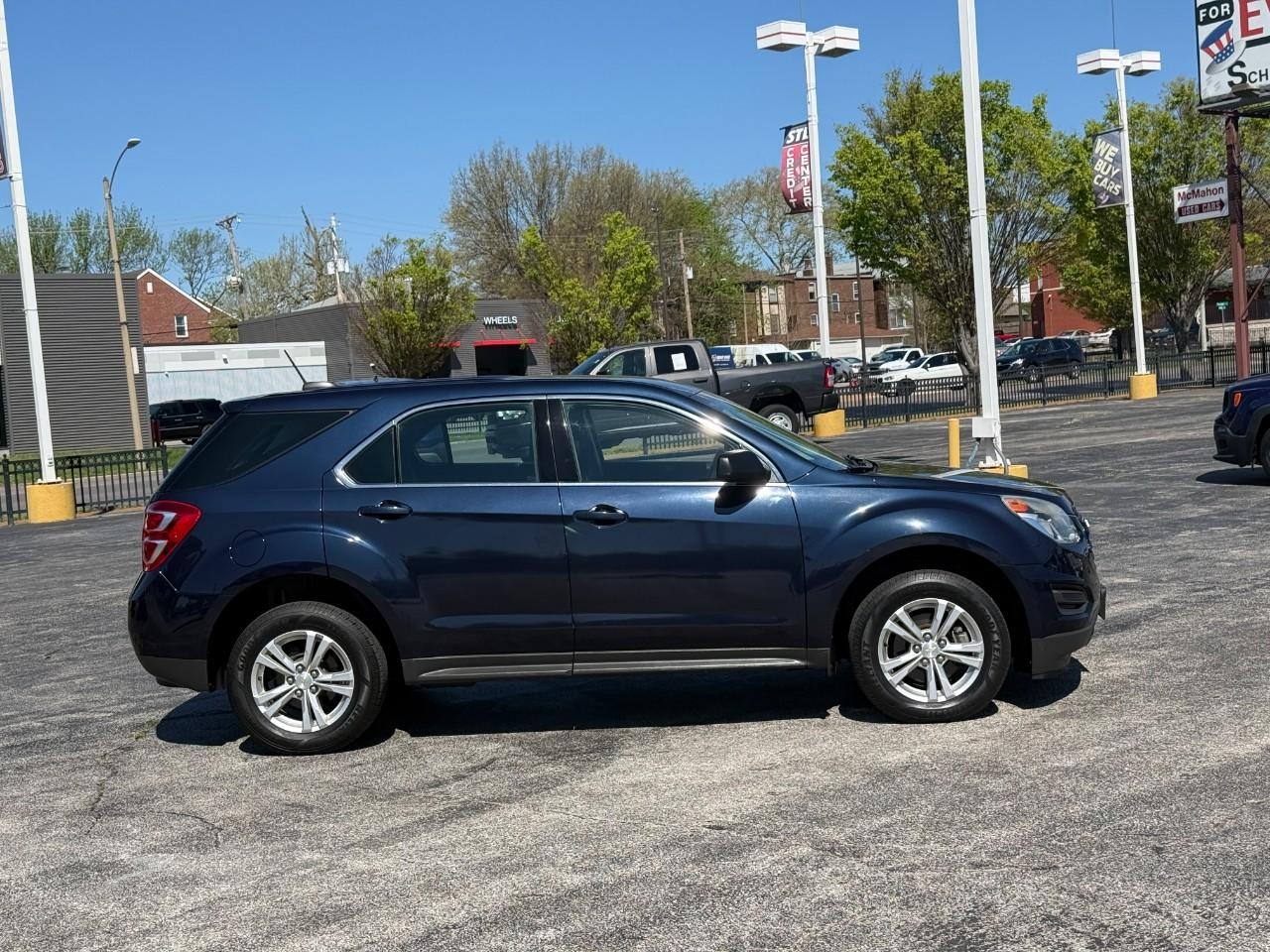 Chevrolet Equinox Vehicle Full-screen Gallery Image 05