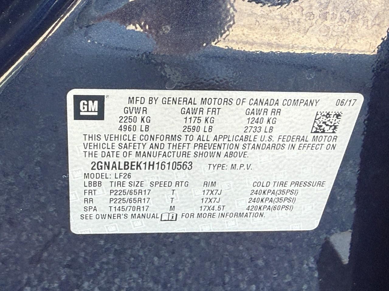 Chevrolet Equinox Vehicle Full-screen Gallery Image 22