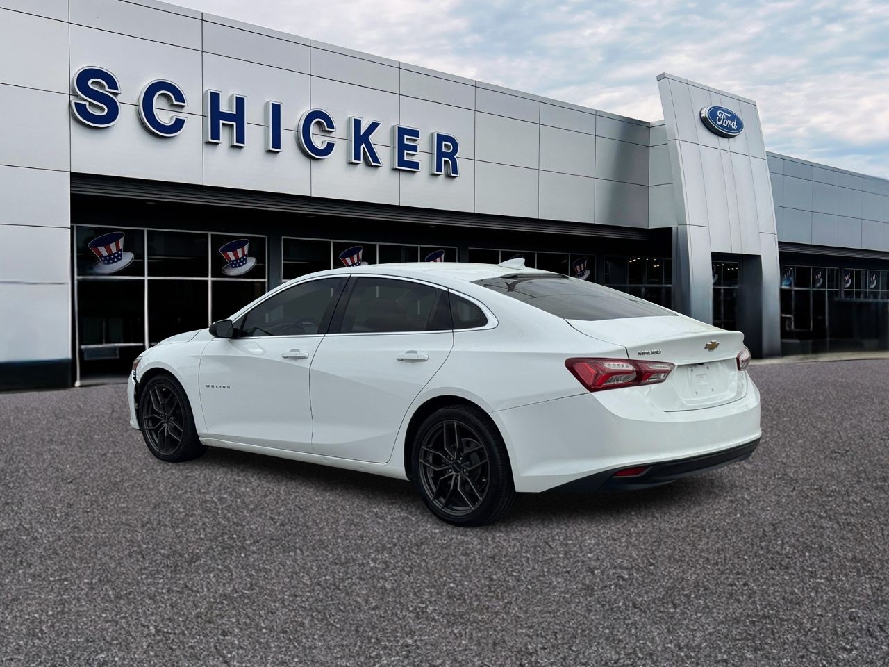 Chevrolet Malibu Vehicle Full-screen Gallery Image 03