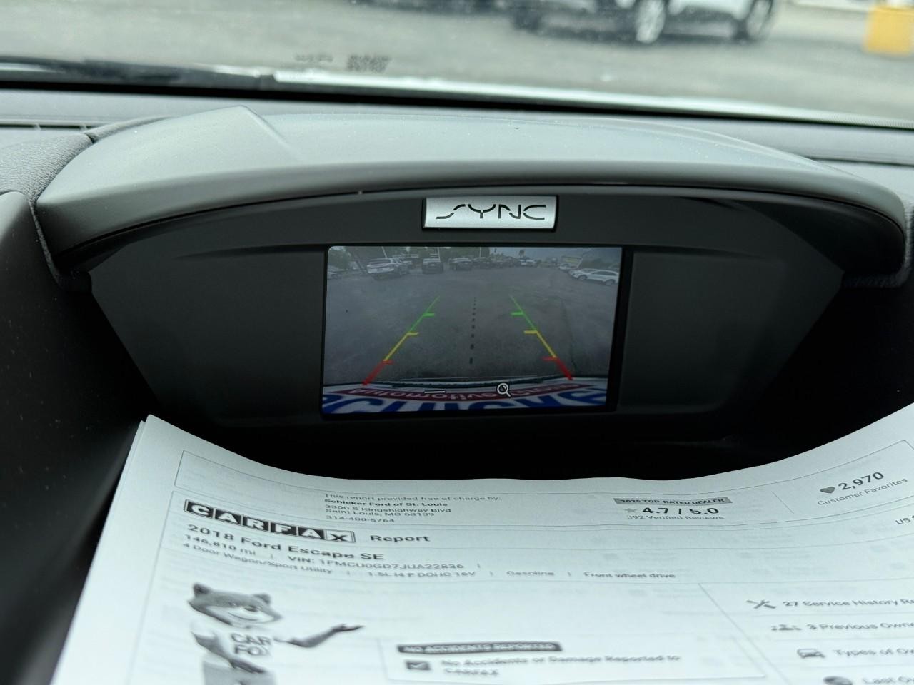 Ford Escape Vehicle Full-screen Gallery Image 26