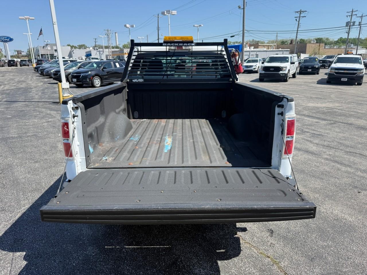 Ford F-150 Vehicle Full-screen Gallery Image 07