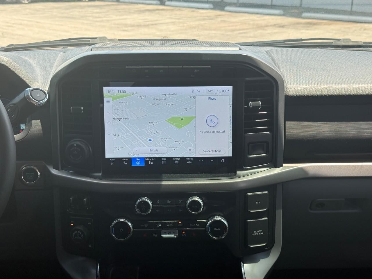 Ford F-150 Vehicle Full-screen Gallery Image 13