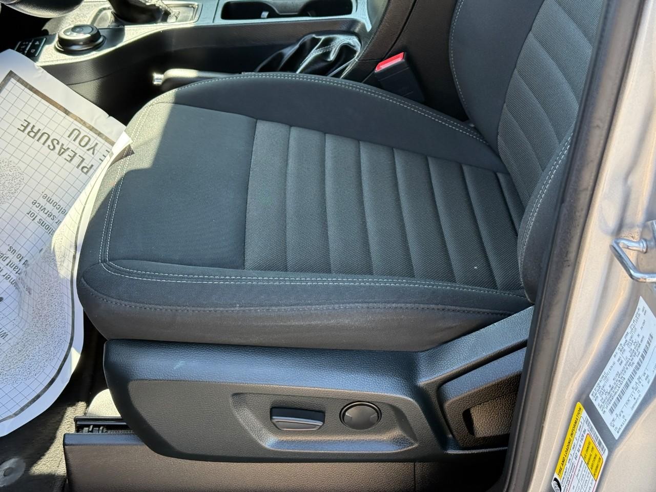 Ford Ranger Vehicle Full-screen Gallery Image 18