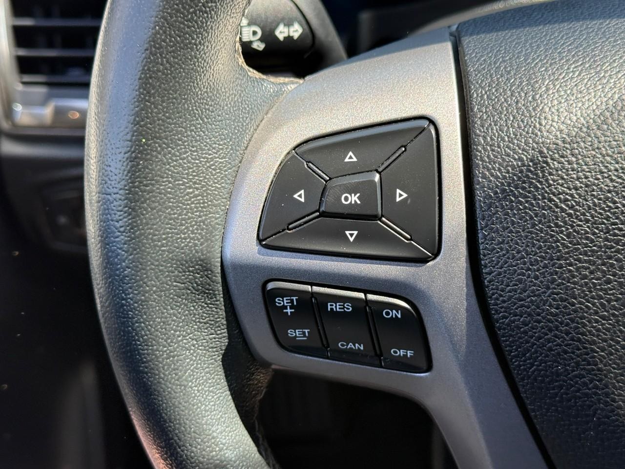 Ford Ranger Vehicle Full-screen Gallery Image 20