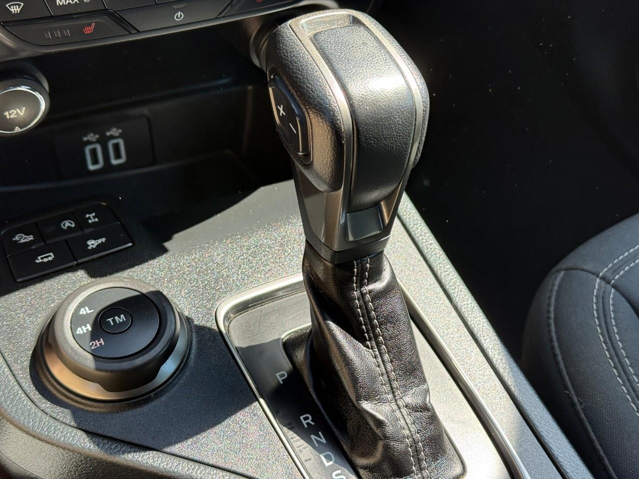 Ford Ranger Vehicle Full-screen Gallery Image 23