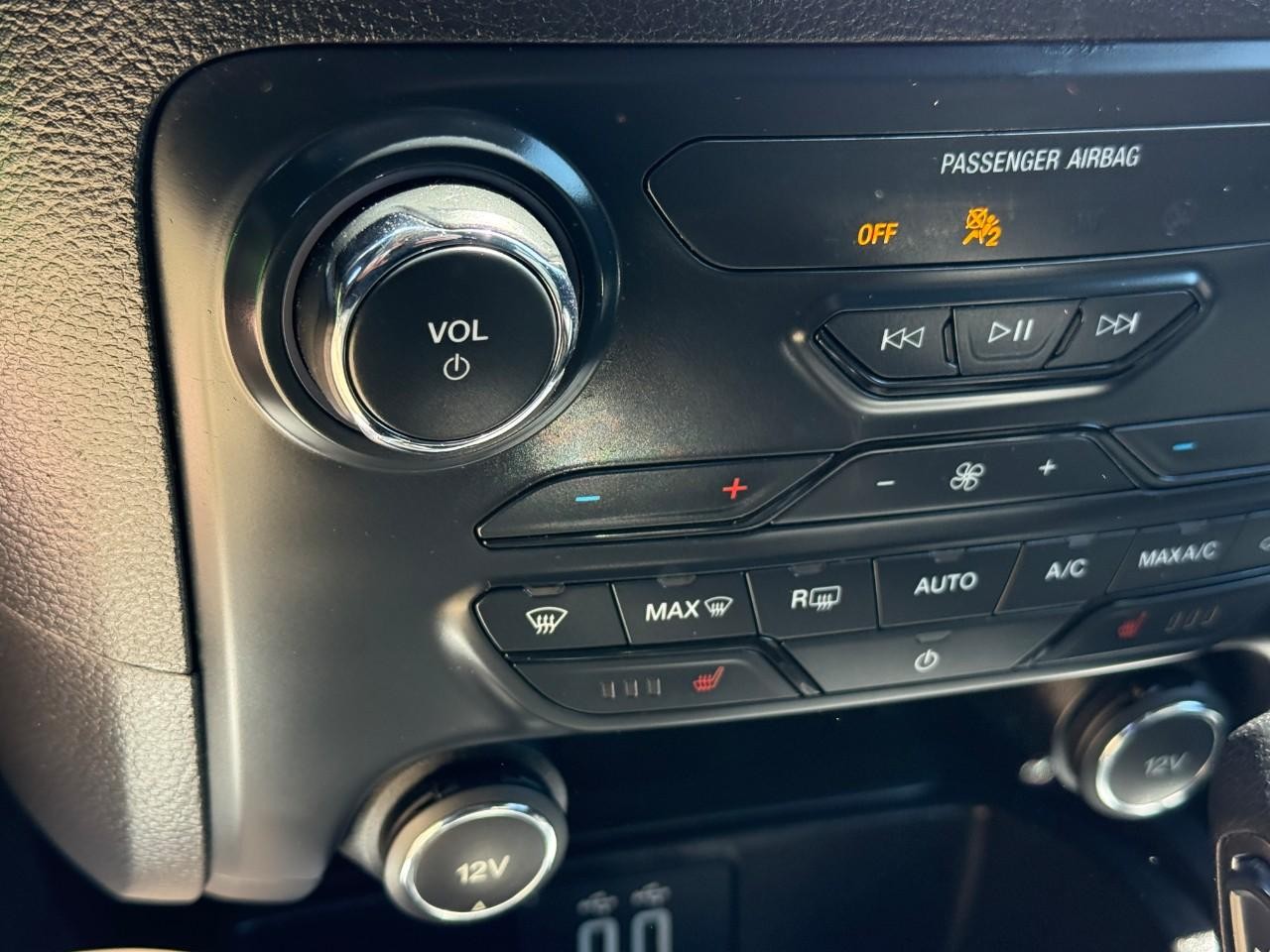 Ford Ranger Vehicle Full-screen Gallery Image 24