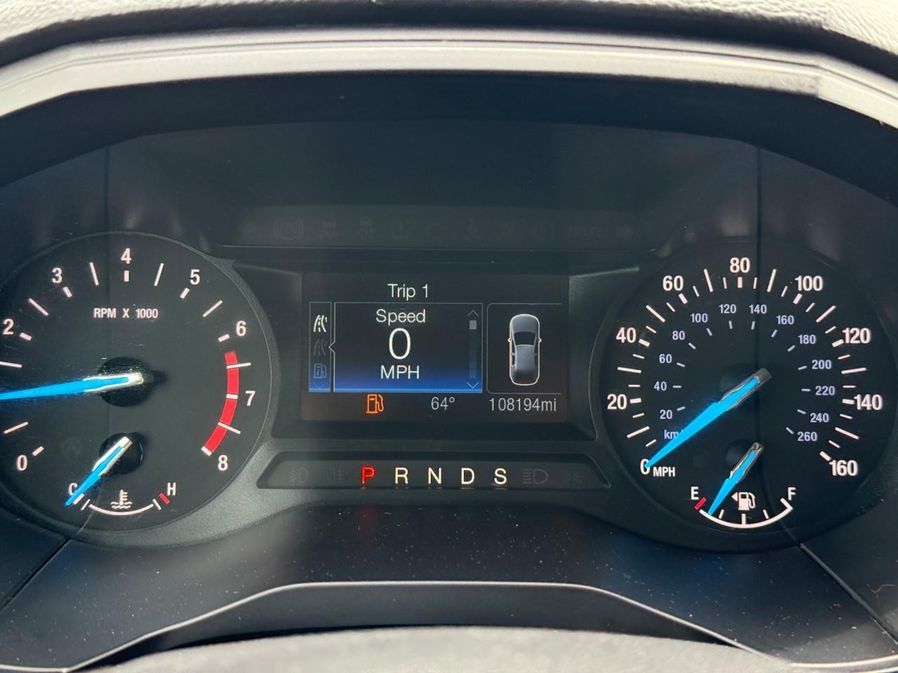 Ford Edge Vehicle Full-screen Gallery Image 21