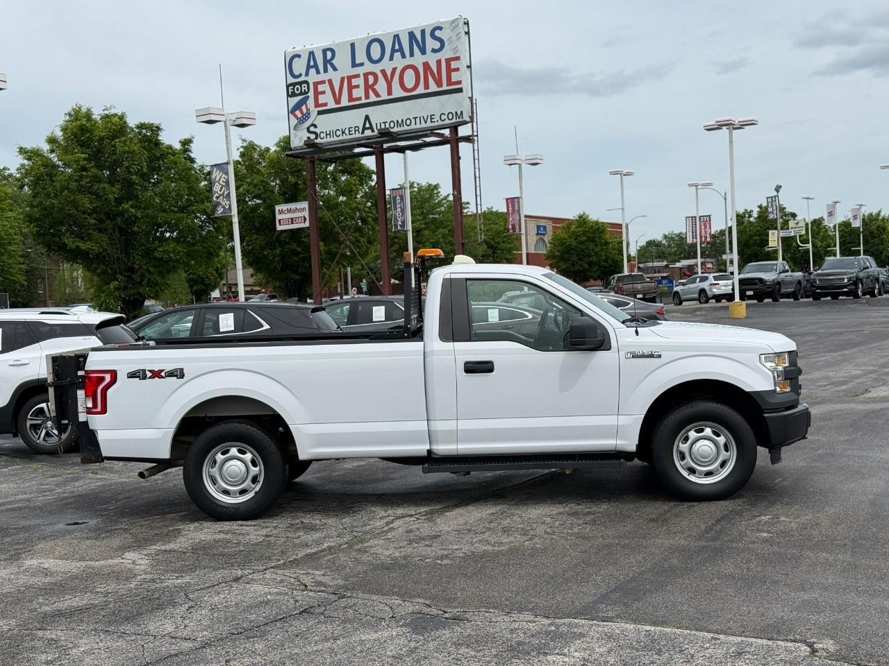 Ford F-150 Vehicle Full-screen Gallery Image 06