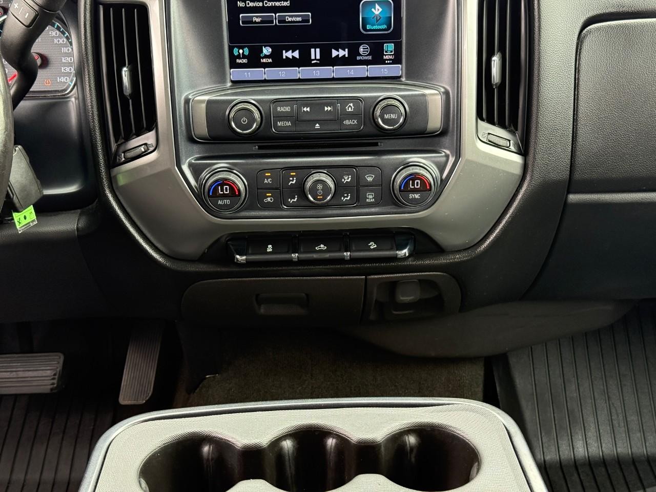 Chevrolet Silverado 1500 Vehicle Full-screen Gallery Image 14
