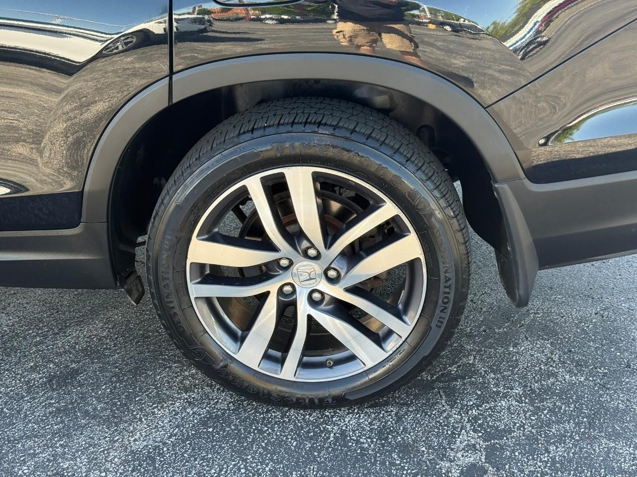 Honda Pilot Vehicle Full-screen Gallery Image 06