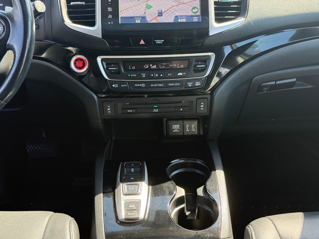 Honda Pilot Vehicle Full-screen Gallery Image 15