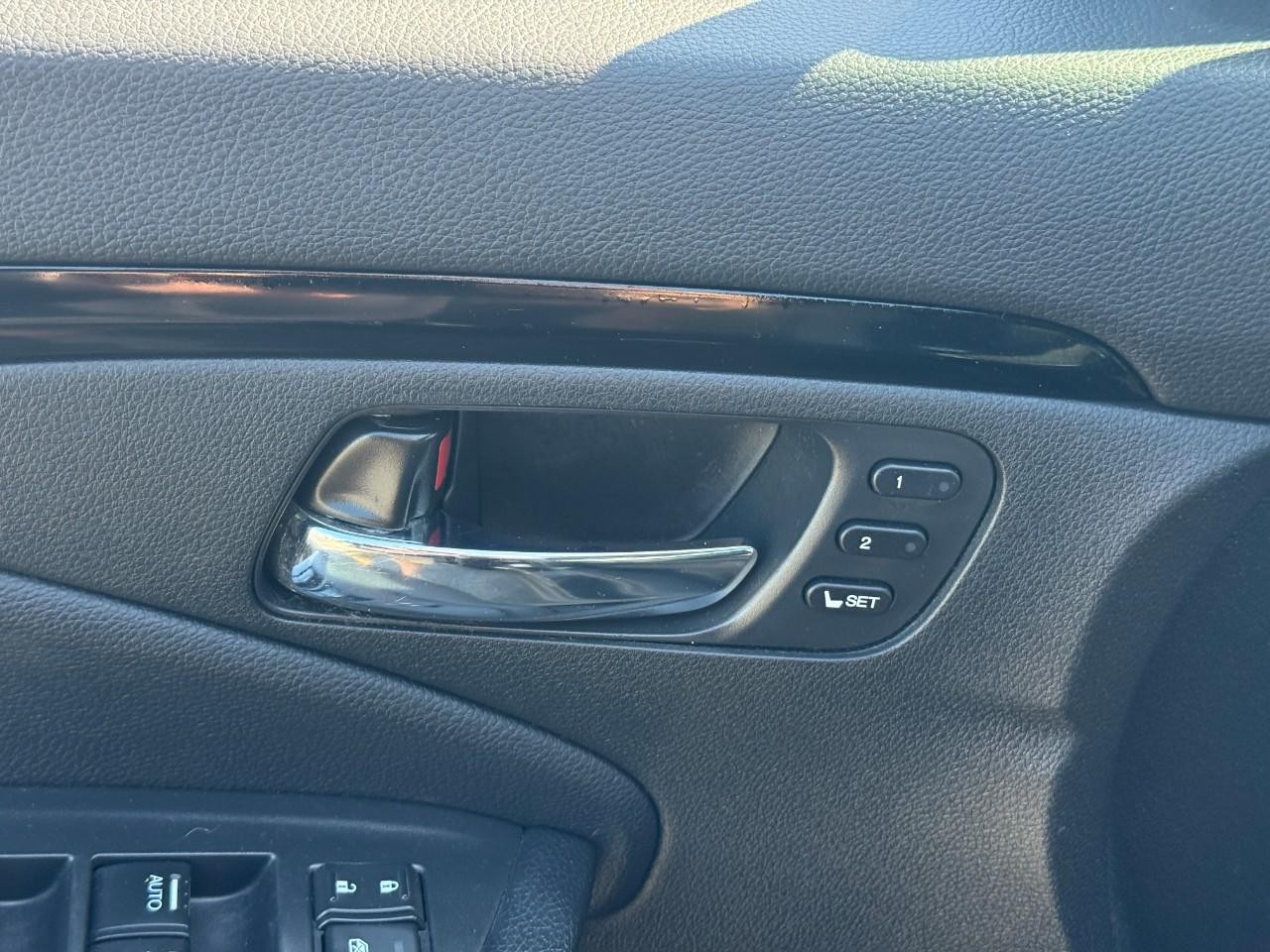 Honda Pilot Vehicle Full-screen Gallery Image 18