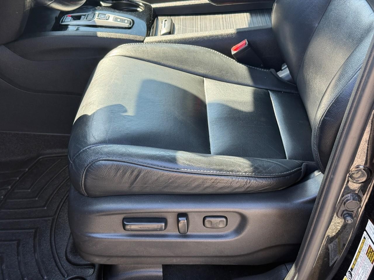 Honda Pilot Vehicle Full-screen Gallery Image 19