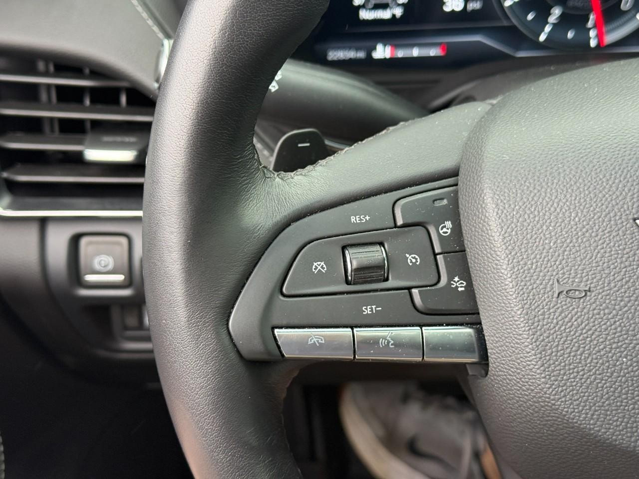 Cadillac CT5 Vehicle Full-screen Gallery Image 20