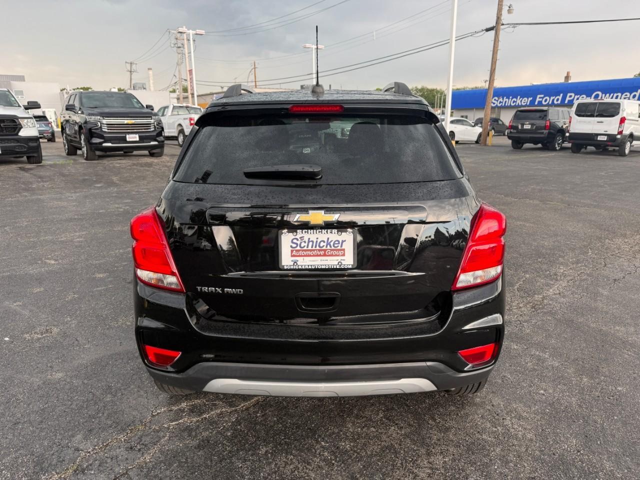 Chevrolet Trax Vehicle Full-screen Gallery Image 08