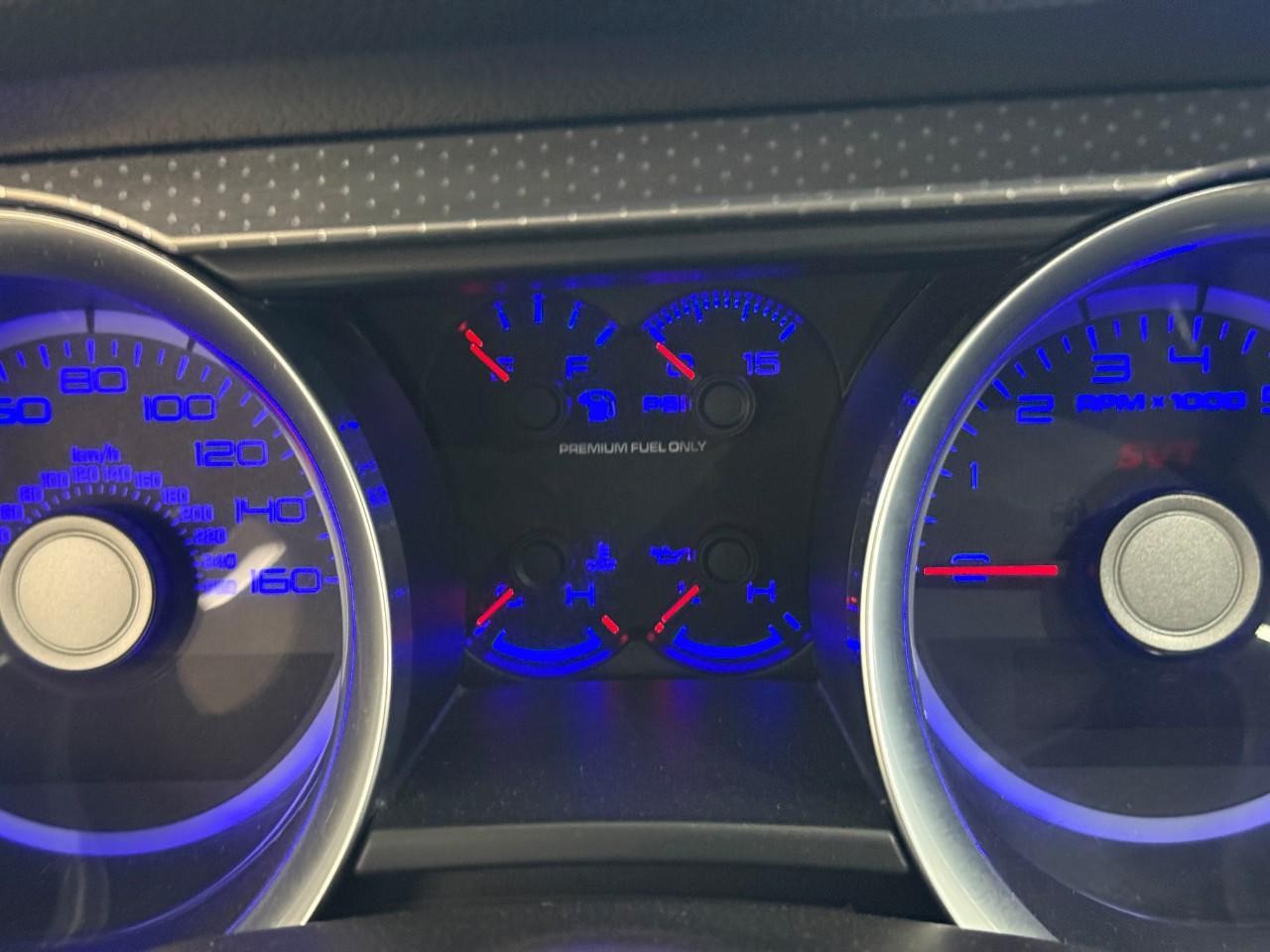 Ford Mustang Vehicle Full-screen Gallery Image 13