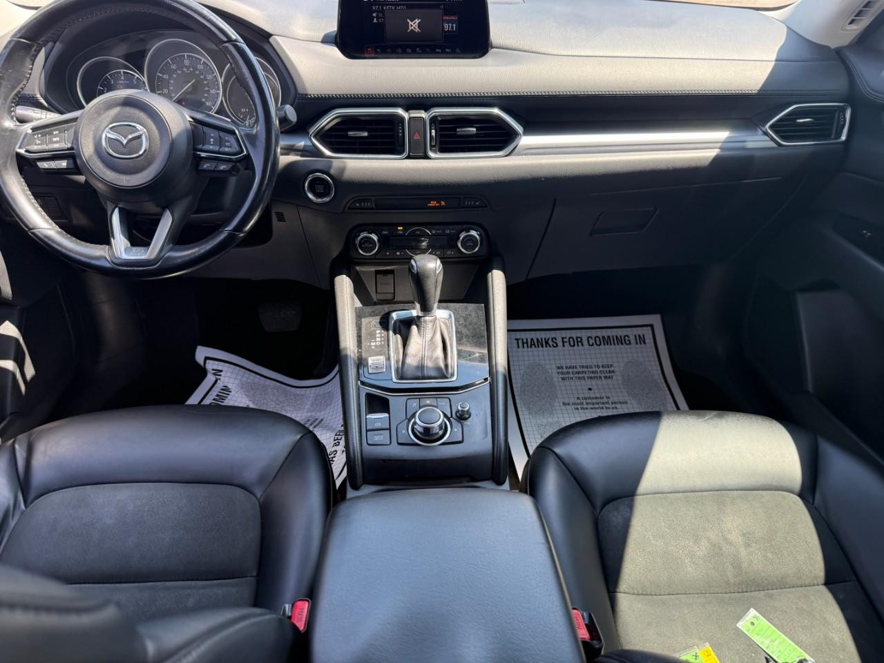 Mazda CX-5 Vehicle Full-screen Gallery Image 12