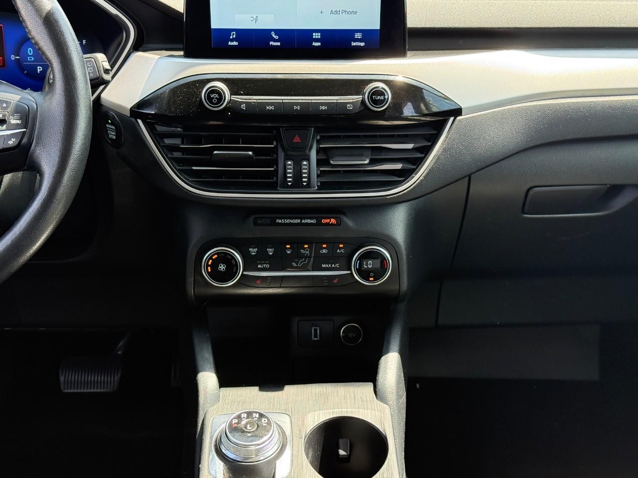 Ford Escape Vehicle Full-screen Gallery Image 14