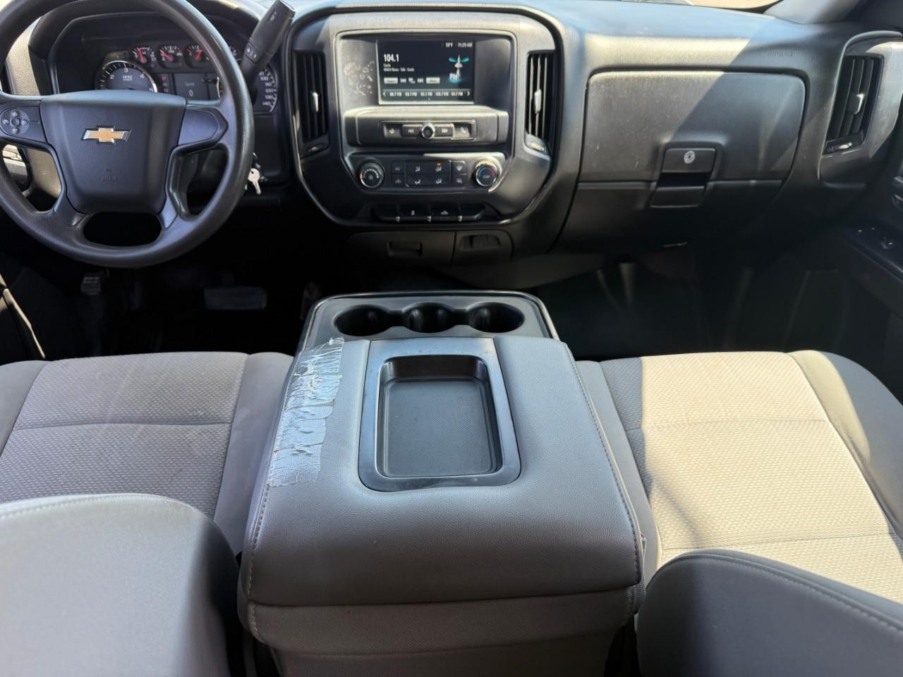 Chevrolet Silverado 1500 Vehicle Full-screen Gallery Image 11