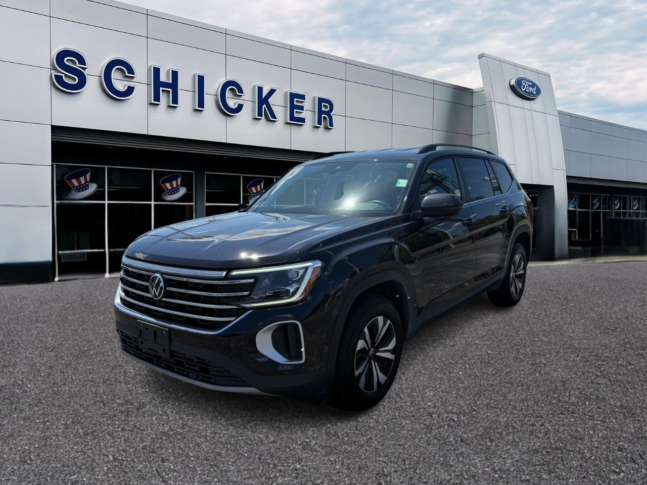 Volkswagen Atlas Vehicle Full-screen Gallery Image 04