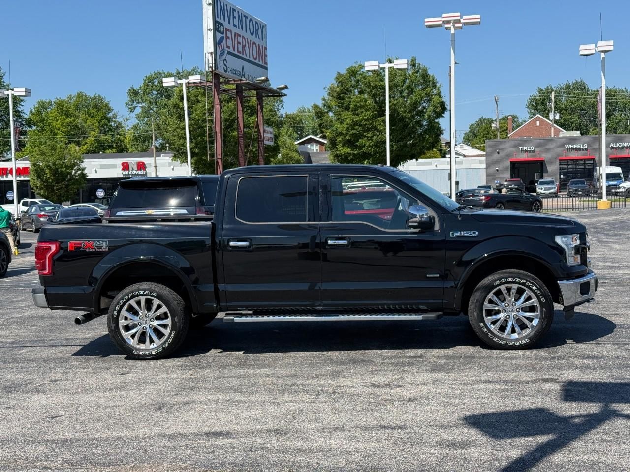 Ford F-150 Vehicle Full-screen Gallery Image 05