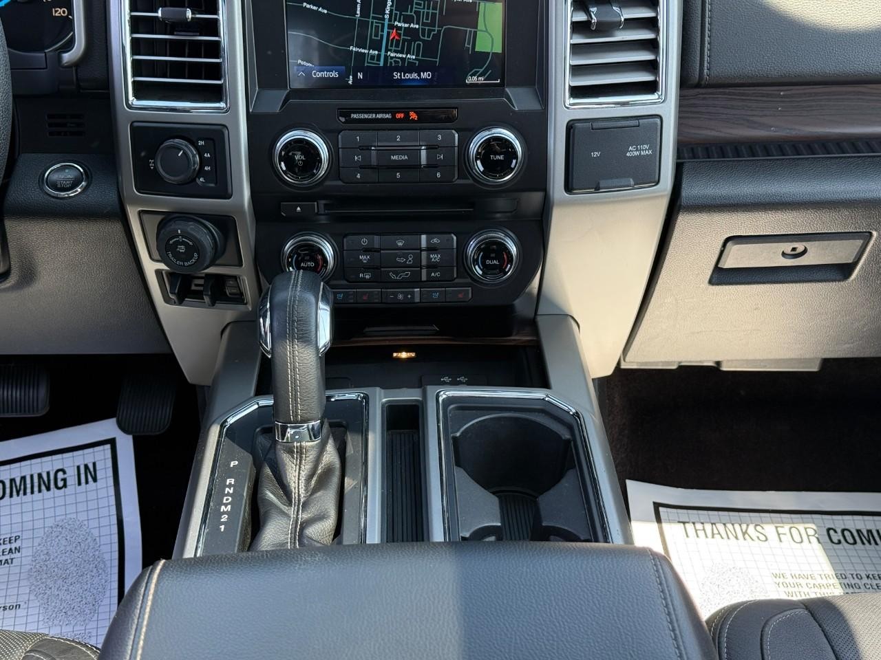 Ford F-150 Vehicle Full-screen Gallery Image 15