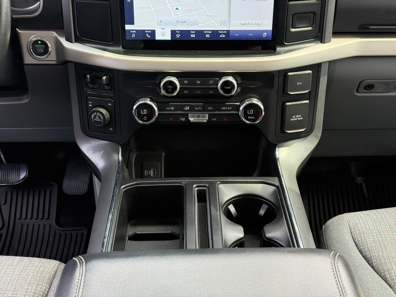 Ford F-150 Vehicle Full-screen Gallery Image 14