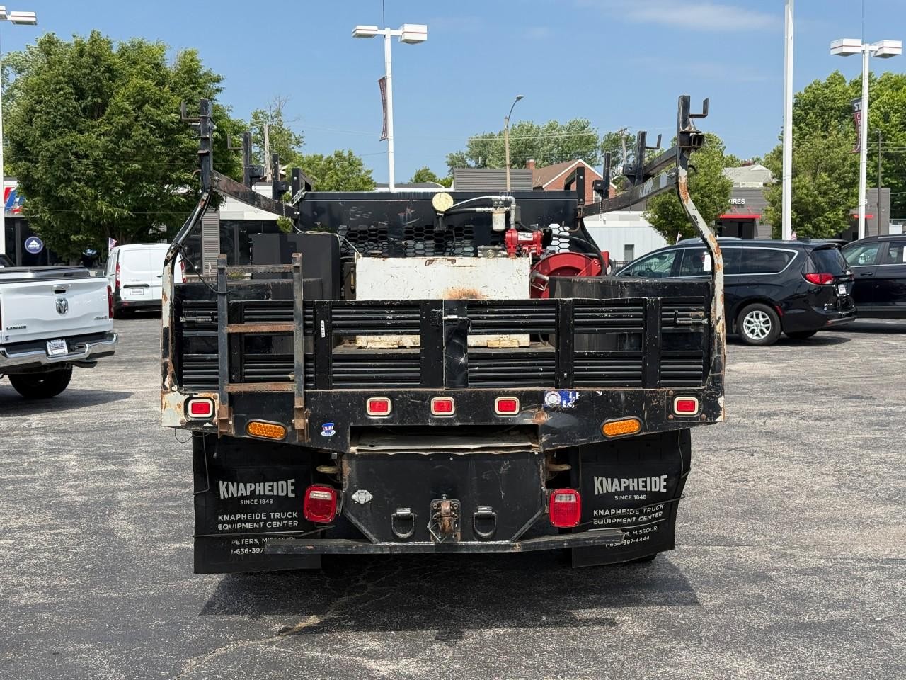Ram 5500 Chassis Cab Vehicle Full-screen Gallery Image 05
