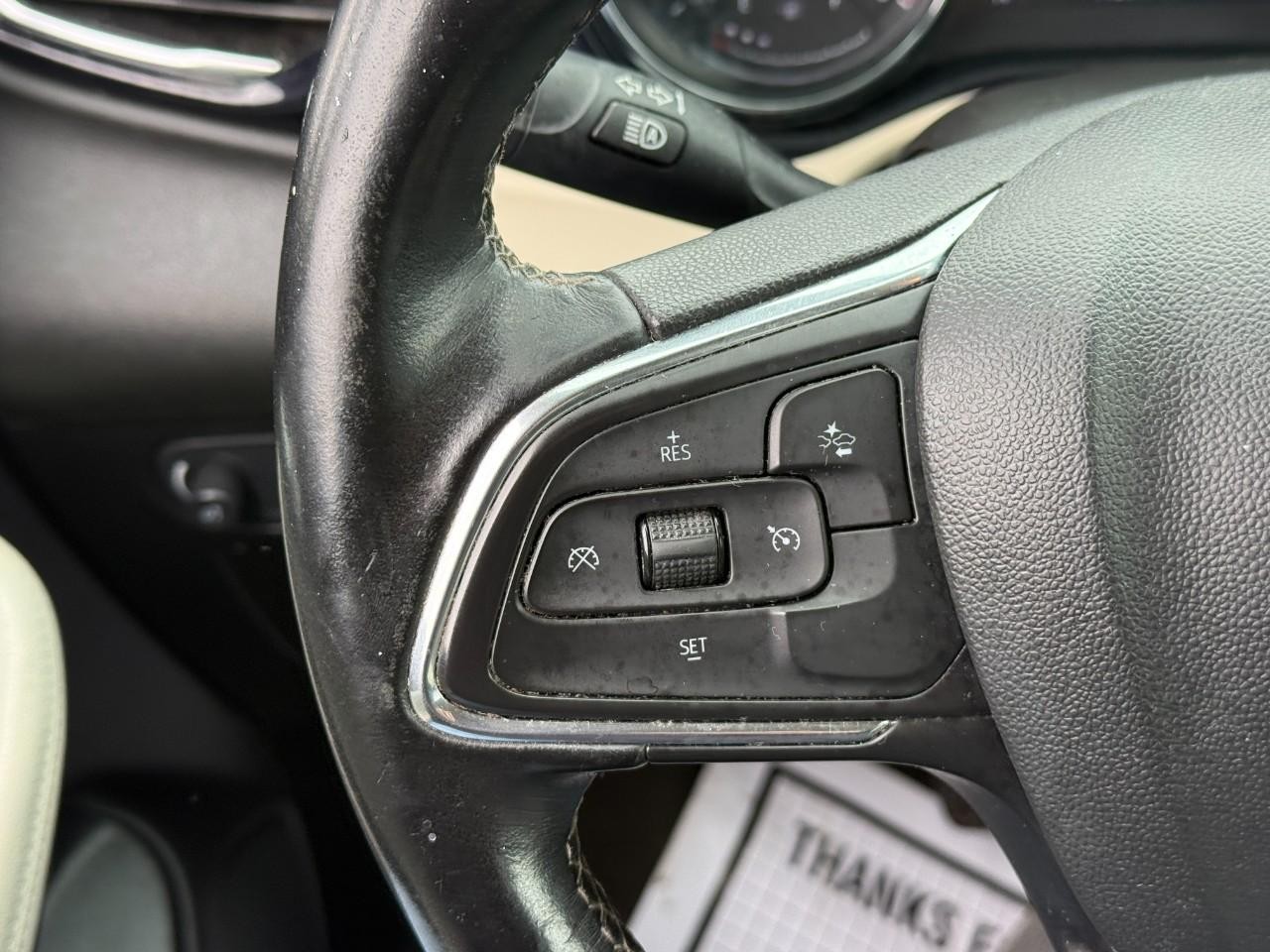 Buick Encore GX Vehicle Full-screen Gallery Image 15