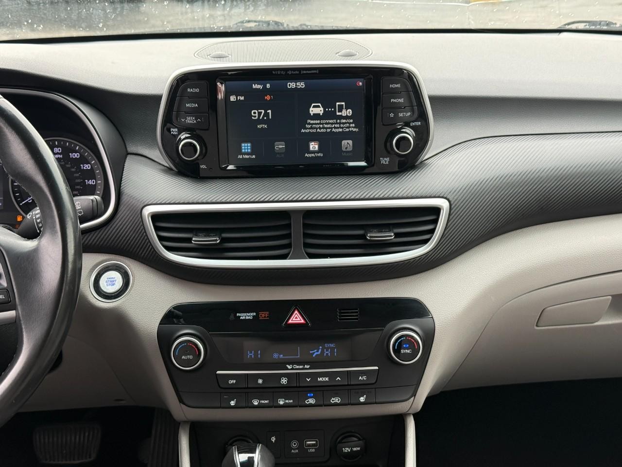 Hyundai Tucson Vehicle Full-screen Gallery Image 13