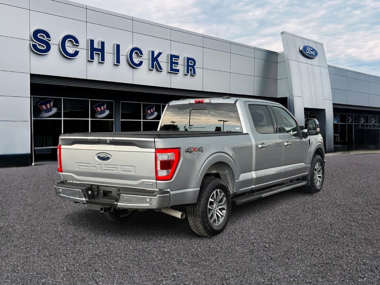Ford F-150 Vehicle Full-screen Gallery Image 02