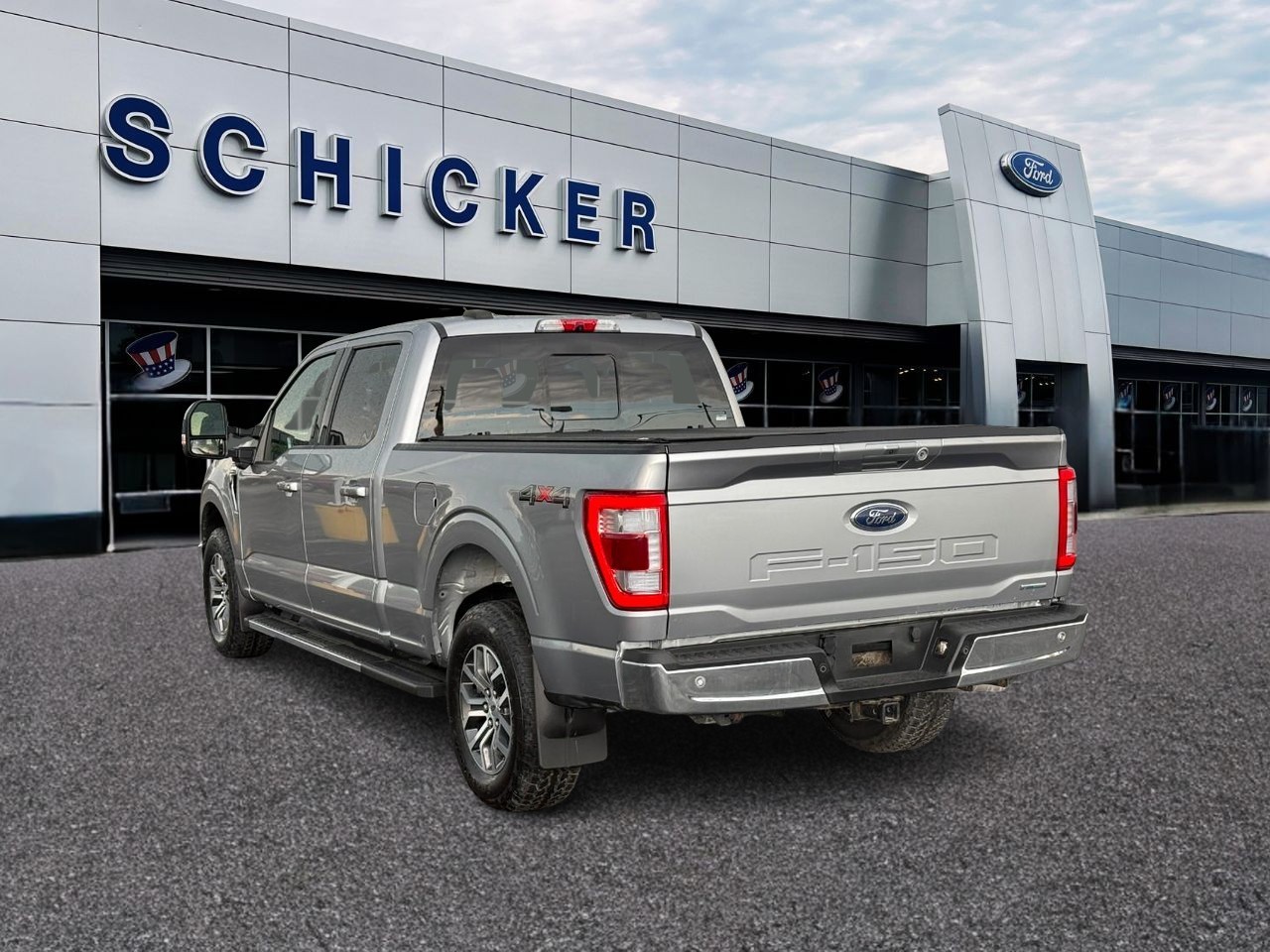 Ford F-150 Vehicle Full-screen Gallery Image 03