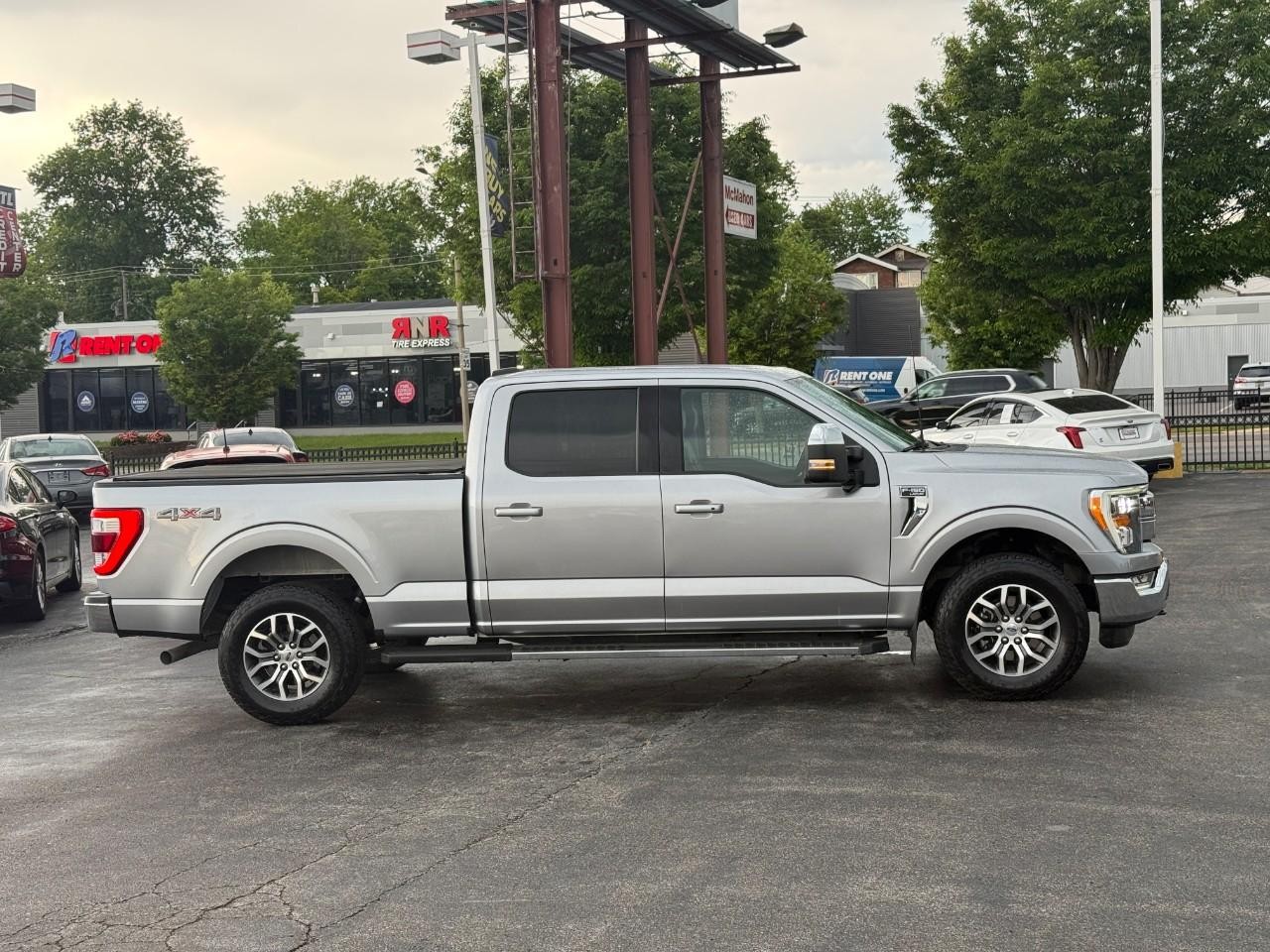 Ford F-150 Vehicle Full-screen Gallery Image 05
