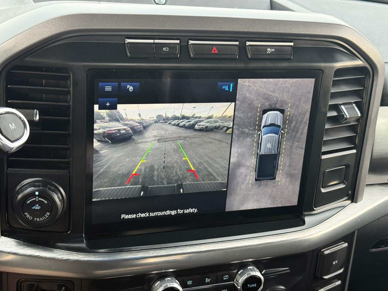 Ford F-150 Vehicle Full-screen Gallery Image 23