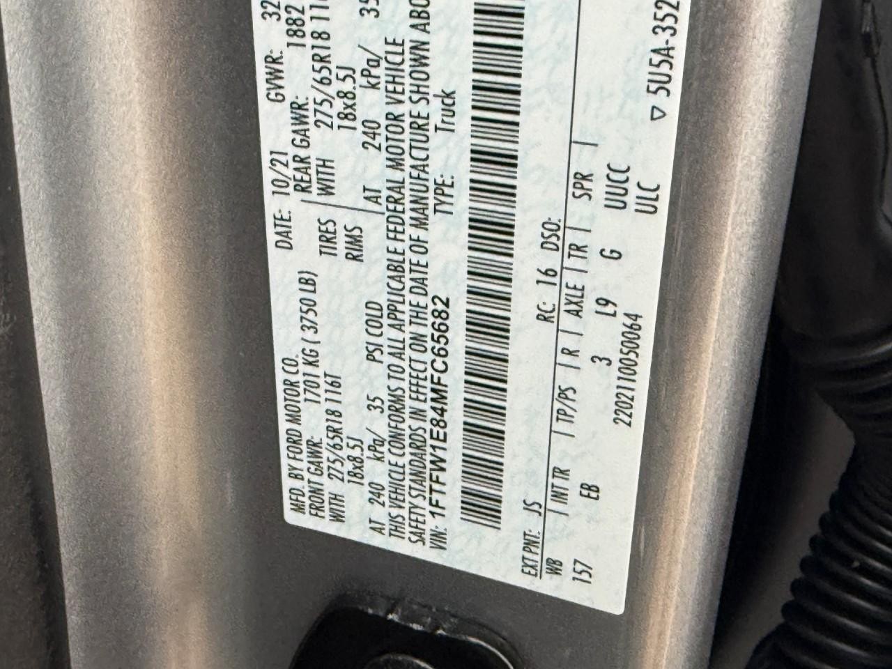 Ford F-150 Vehicle Full-screen Gallery Image 24