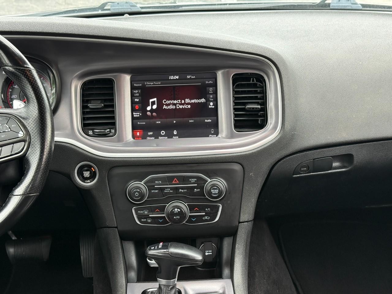 Dodge Charger Vehicle Full-screen Gallery Image 13