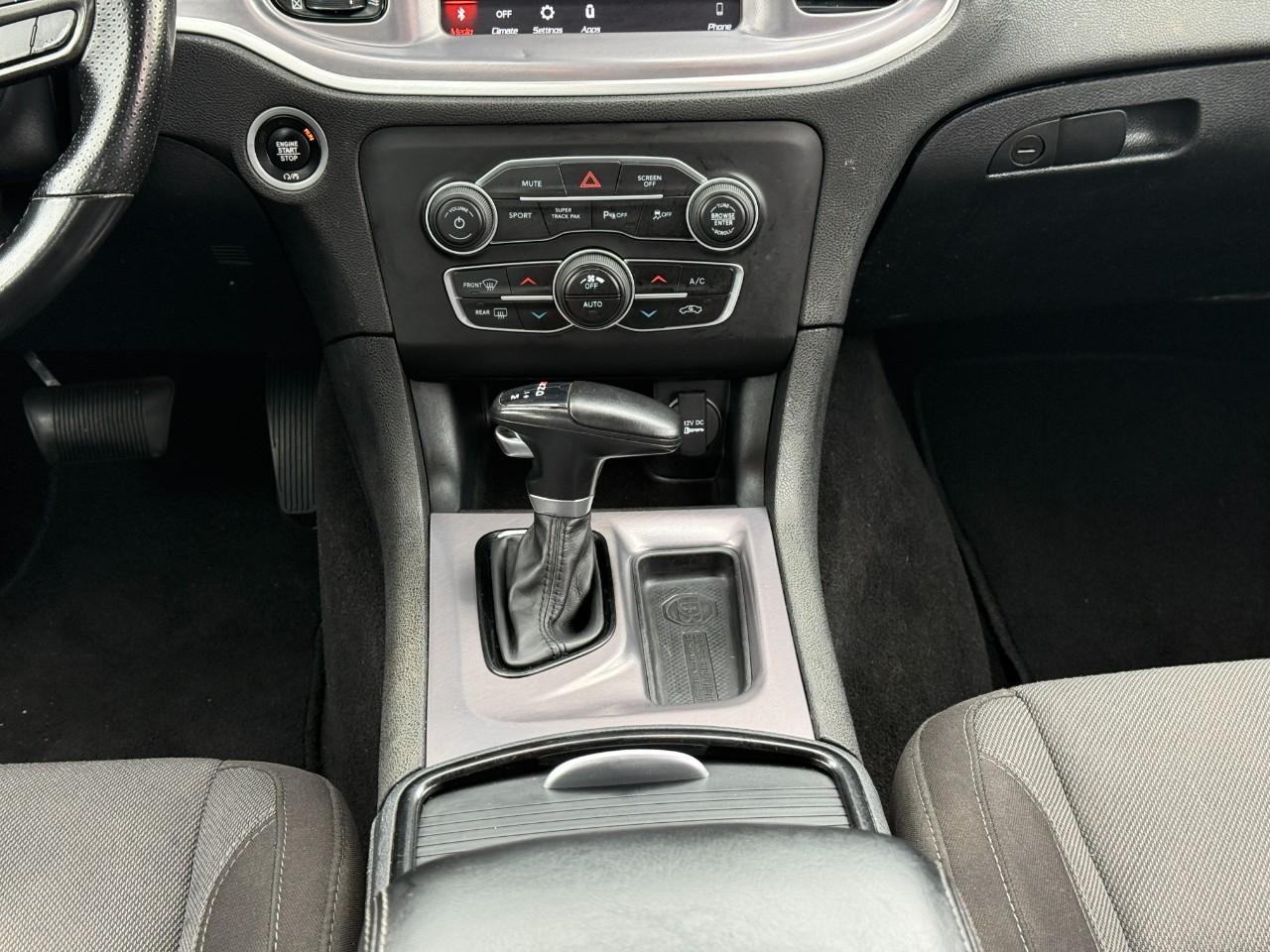 Dodge Charger Vehicle Full-screen Gallery Image 14