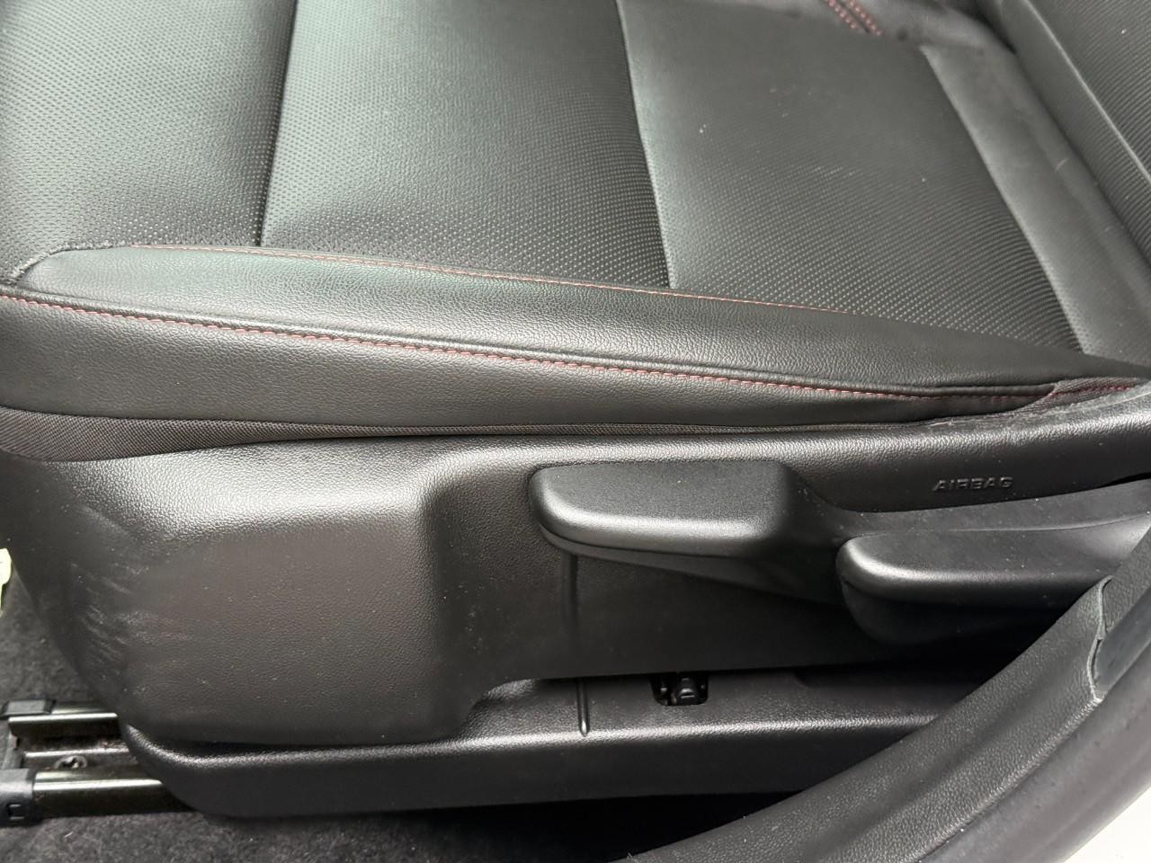 Chevrolet Trax Vehicle Full-screen Gallery Image 19