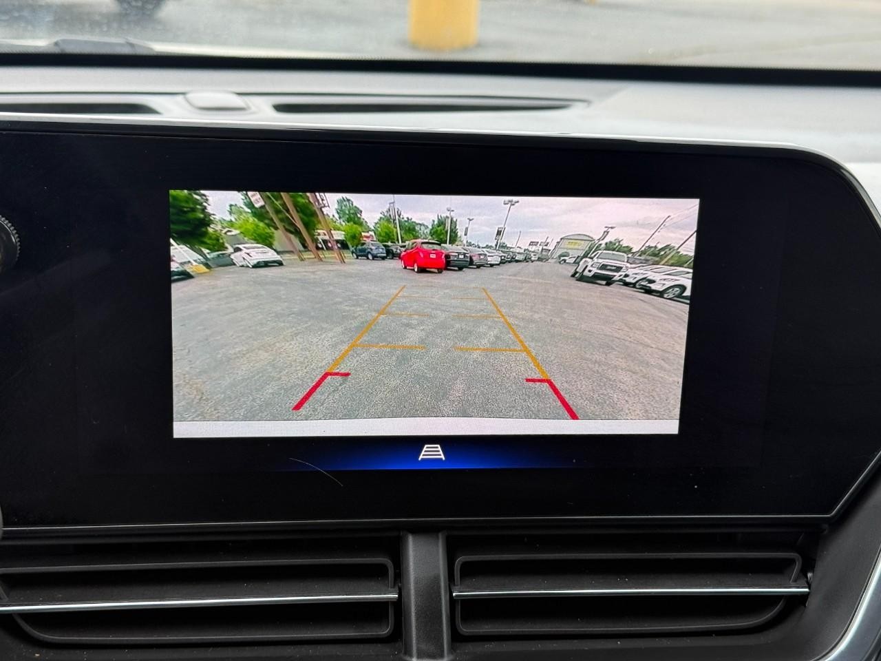 Chevrolet Trax Vehicle Full-screen Gallery Image 25