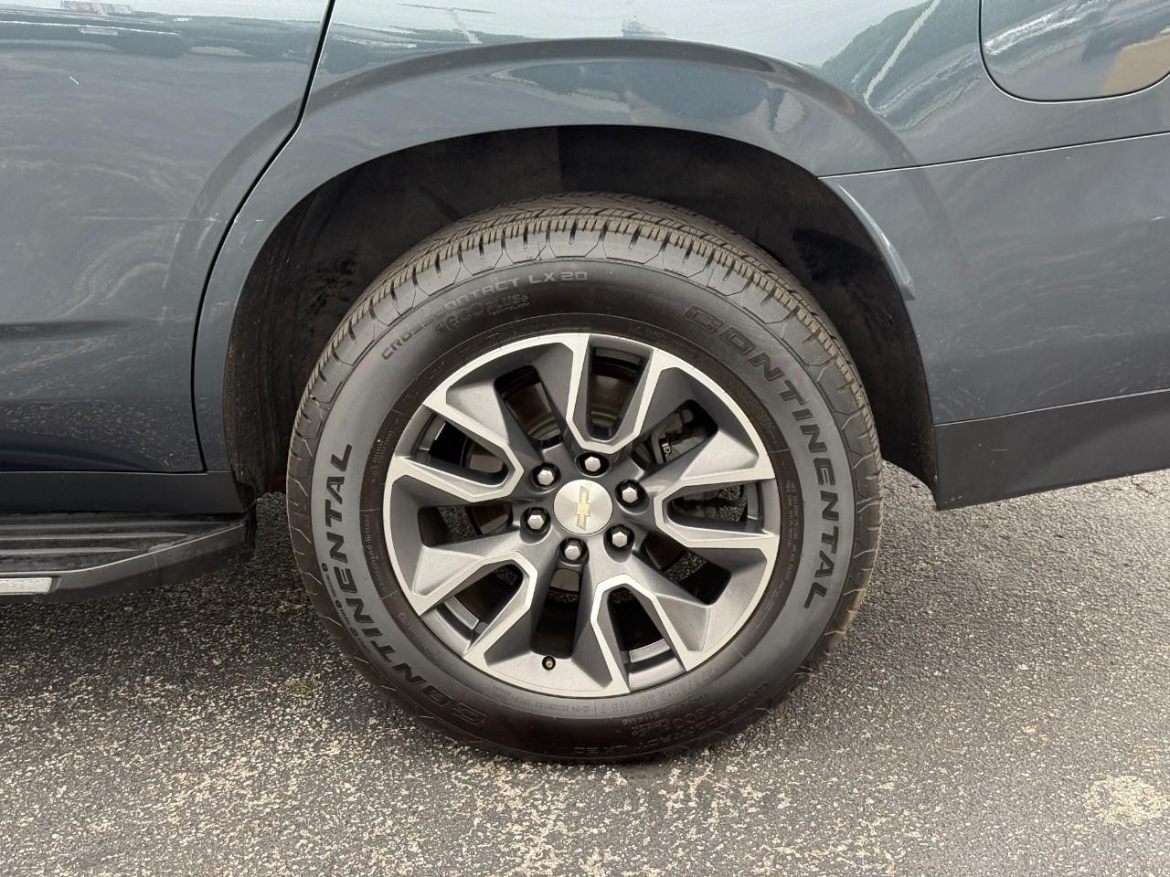 Chevrolet Tahoe Vehicle Full-screen Gallery Image 06