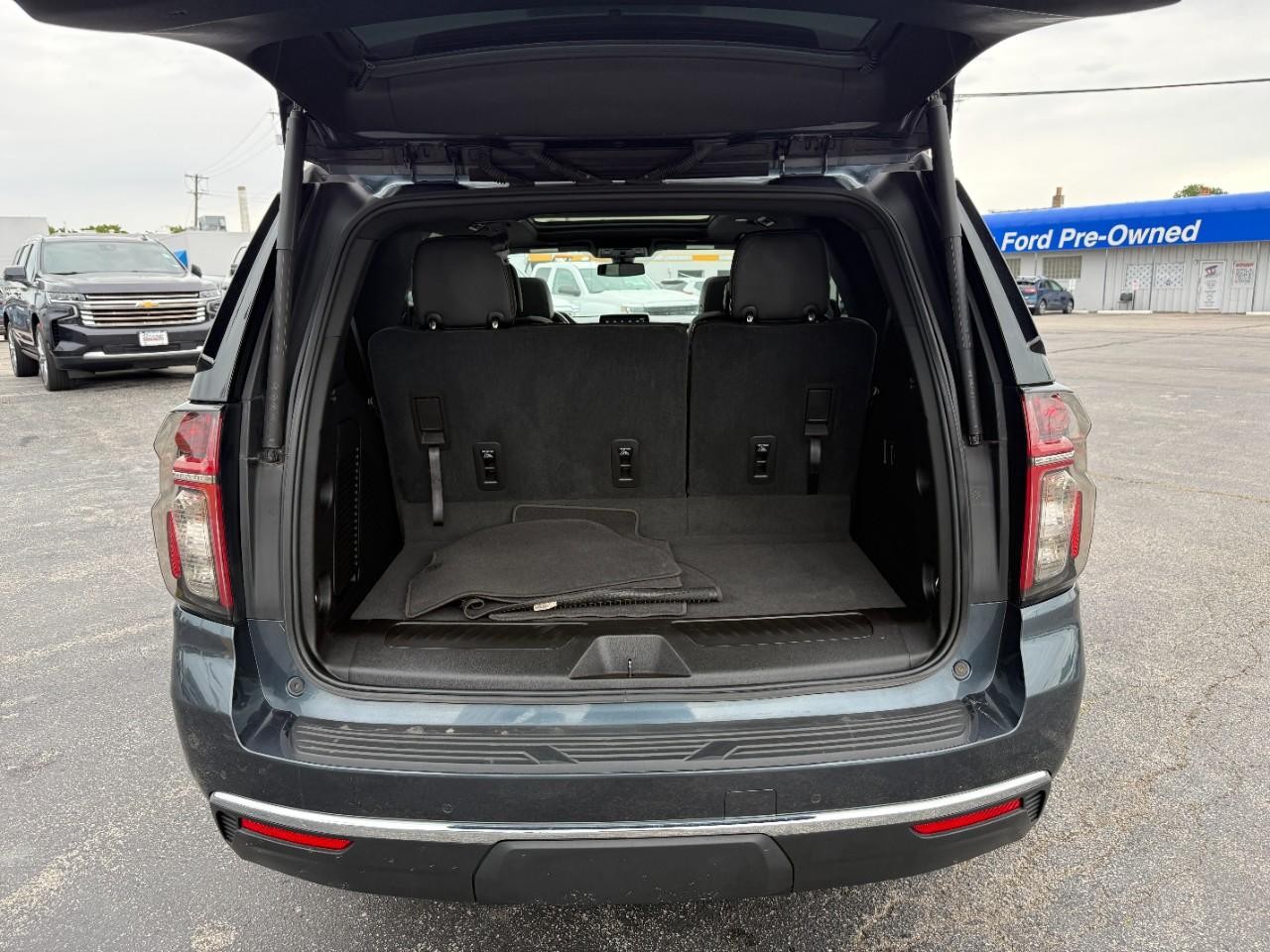 Chevrolet Tahoe Vehicle Full-screen Gallery Image 07