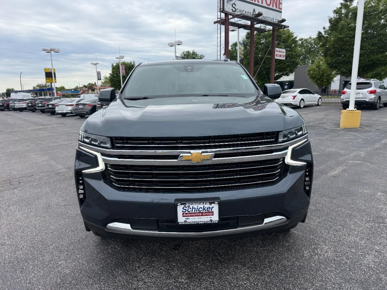 Chevrolet Tahoe Vehicle Full-screen Gallery Image 09