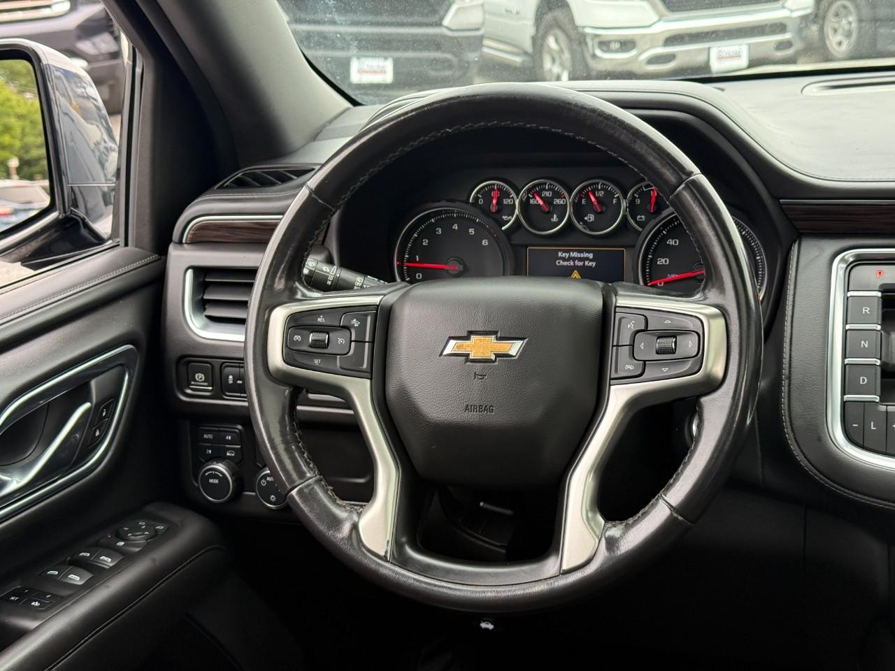 Chevrolet Tahoe Vehicle Full-screen Gallery Image 13